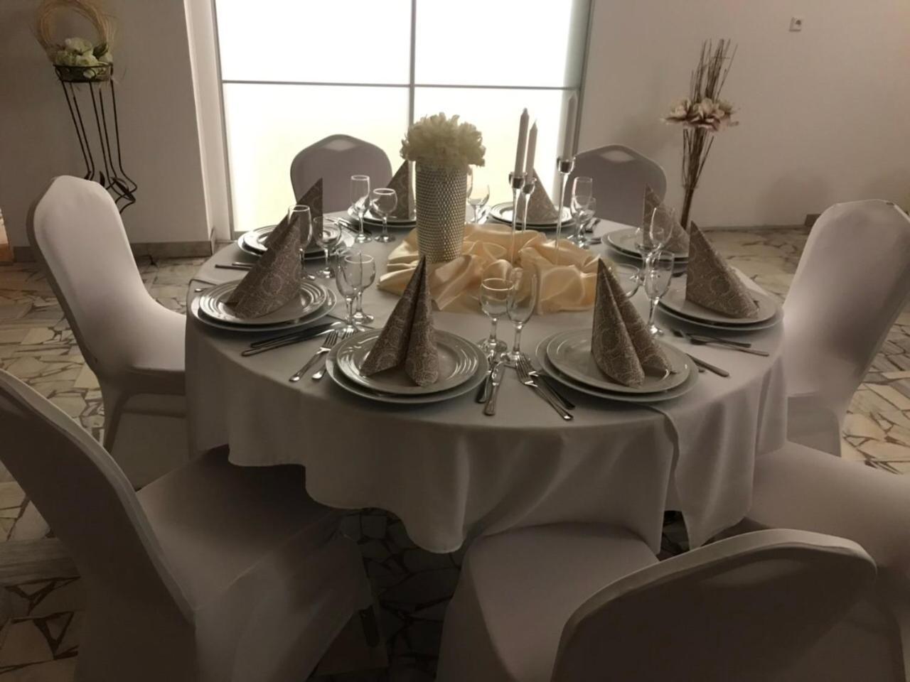 U Ferka Otel Lemesany Dış mekan fotoğraf