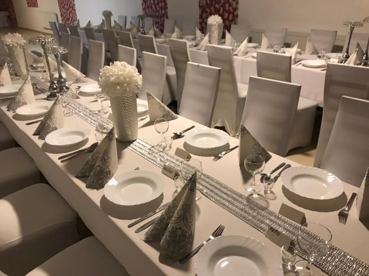 U Ferka Otel Lemesany Dış mekan fotoğraf